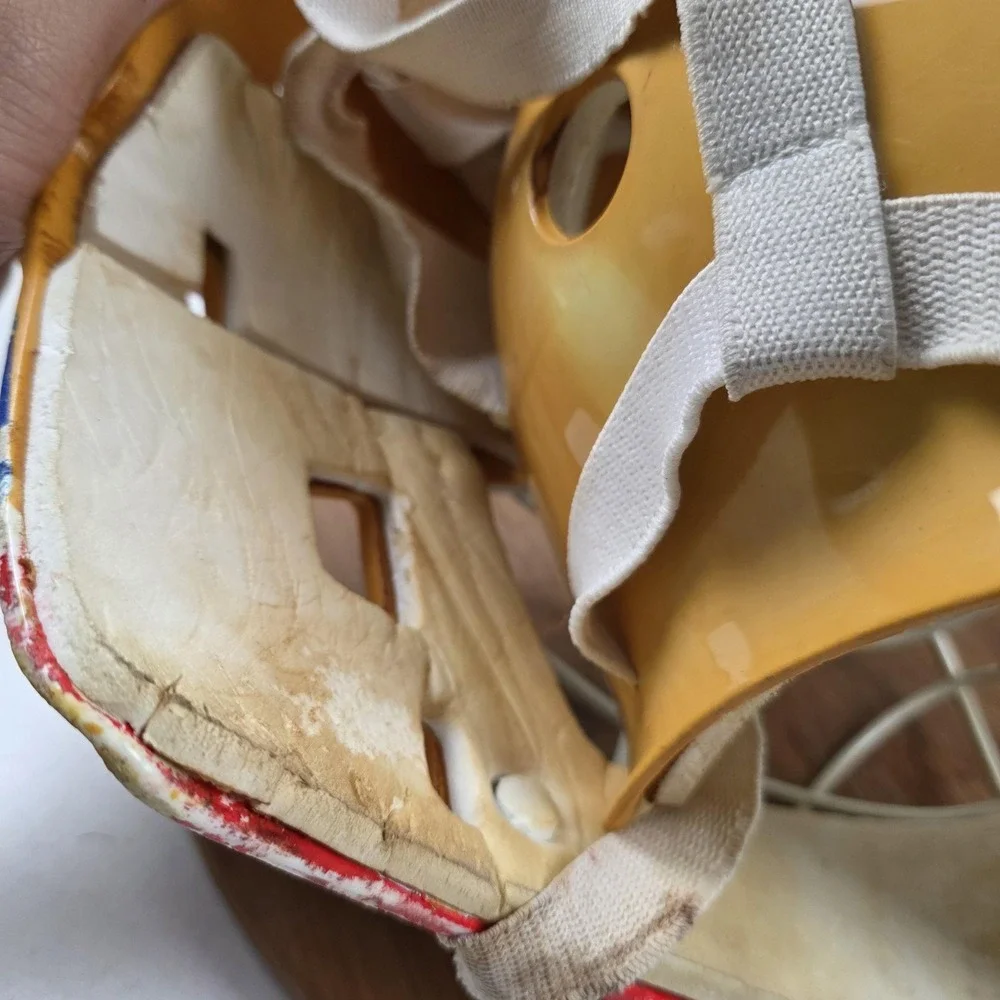 VTG 90S Cooper Full Face Goalie Helmet One Size Yellow Rink Hockey Mask Cage